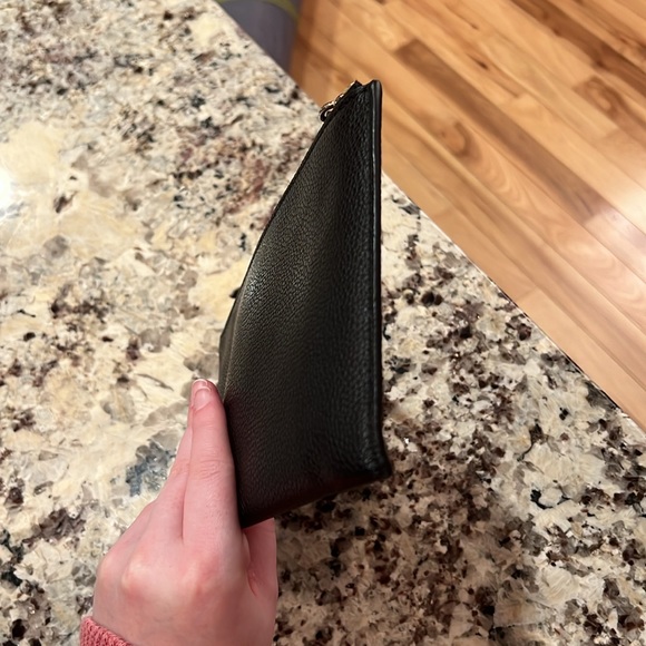 Michael Kors wristlet - Picture 5 of 8